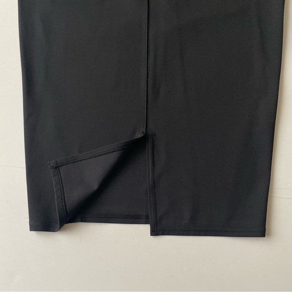 Lululemon Nulu Slim-Fit High-Rise Midi Skirt Size 6 - Picture 6 of 9